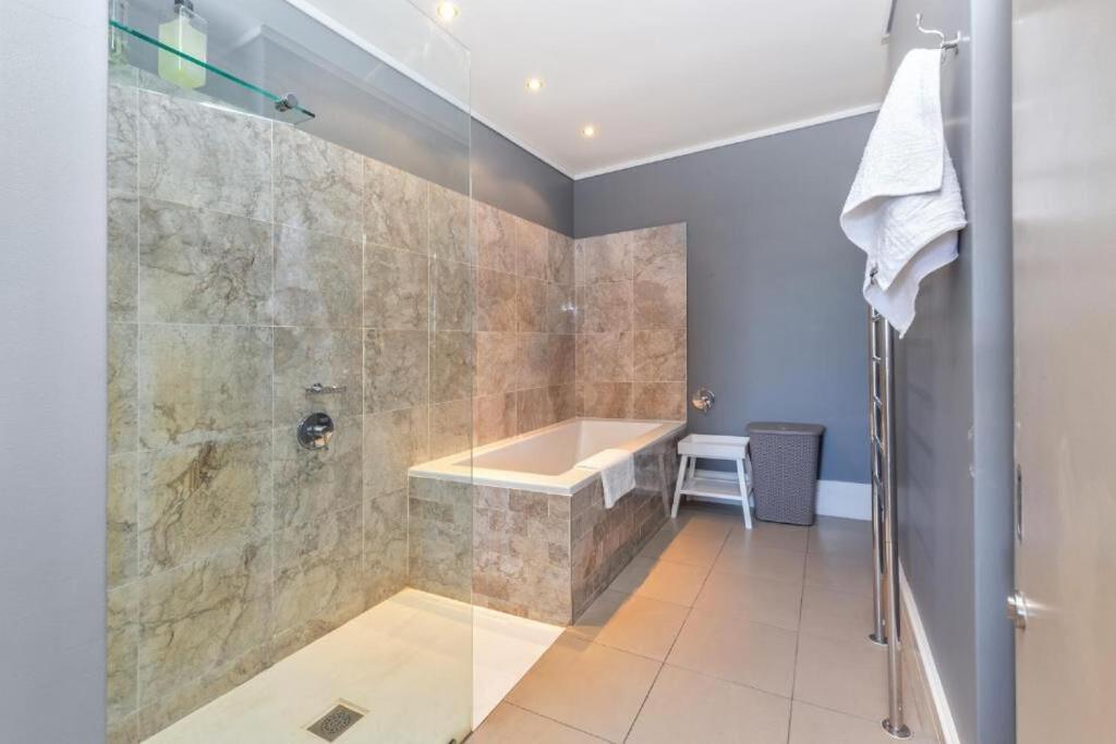 Deluxe Family Suite 105 Knysna Luaran gambar
